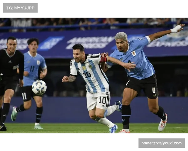 阿根廷队稳居世预赛榜首 攻防体系成熟展现冠军相 阿根廷队稳居世预赛榜首 攻防体系成熟展现冠军相